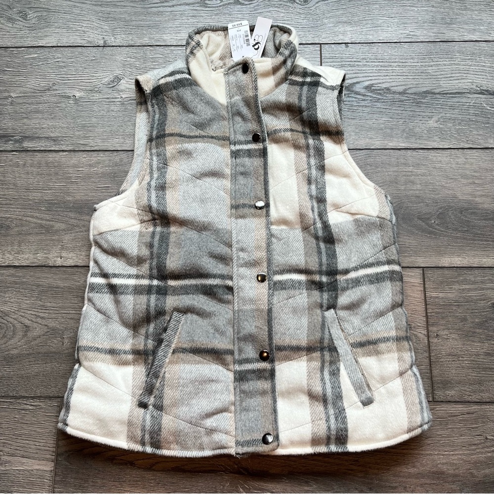 Christopher & Banks Plaid Faux Sherpa Vest Sleeveless Petite size S